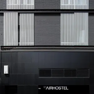 Albergue Airhostel Barcelona Airport 24h 