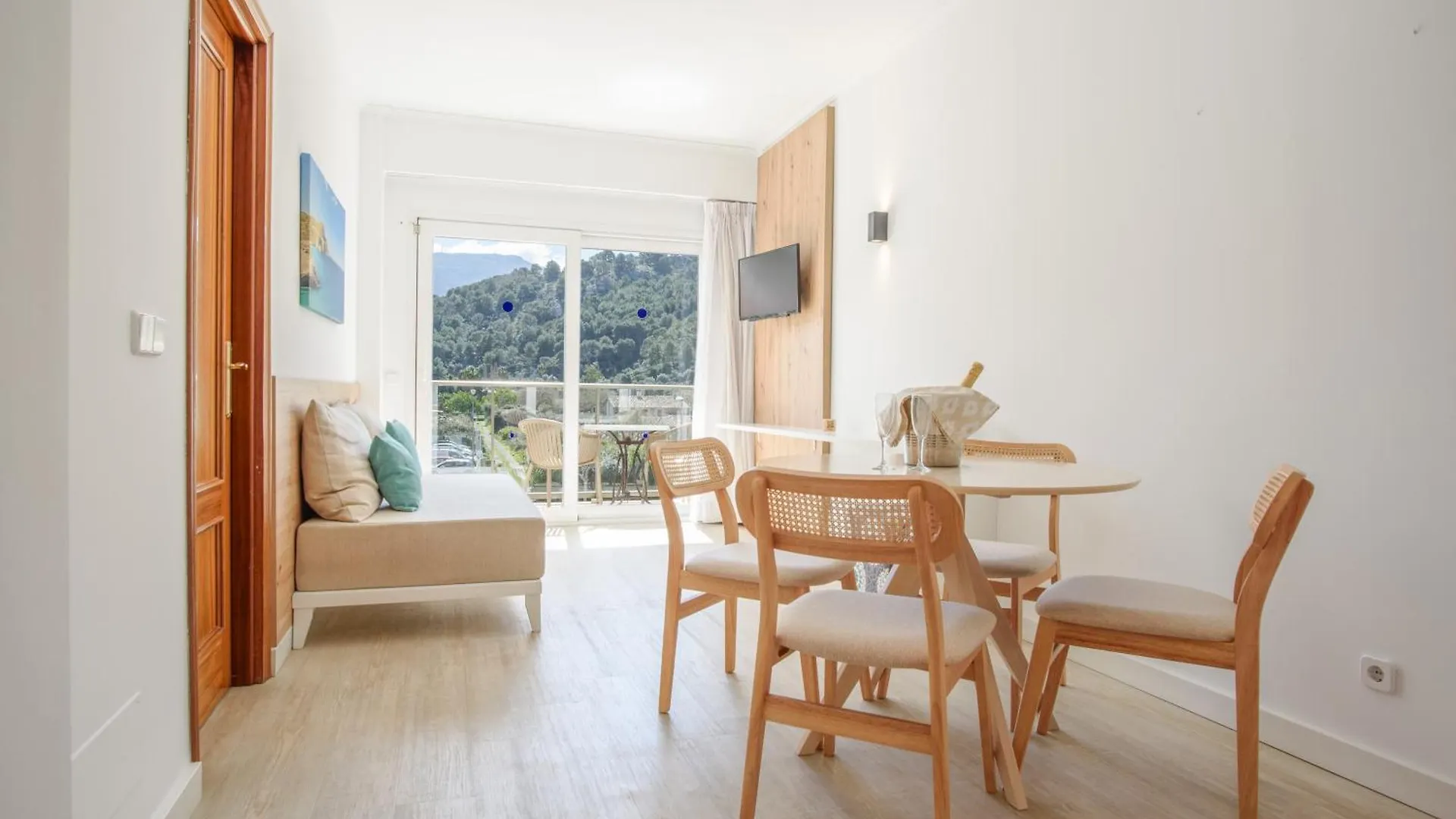 Hotel Marina Port De Soller 3*,
